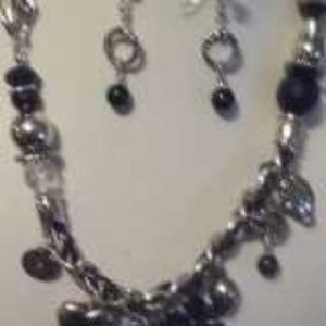 Necklace and earrings set